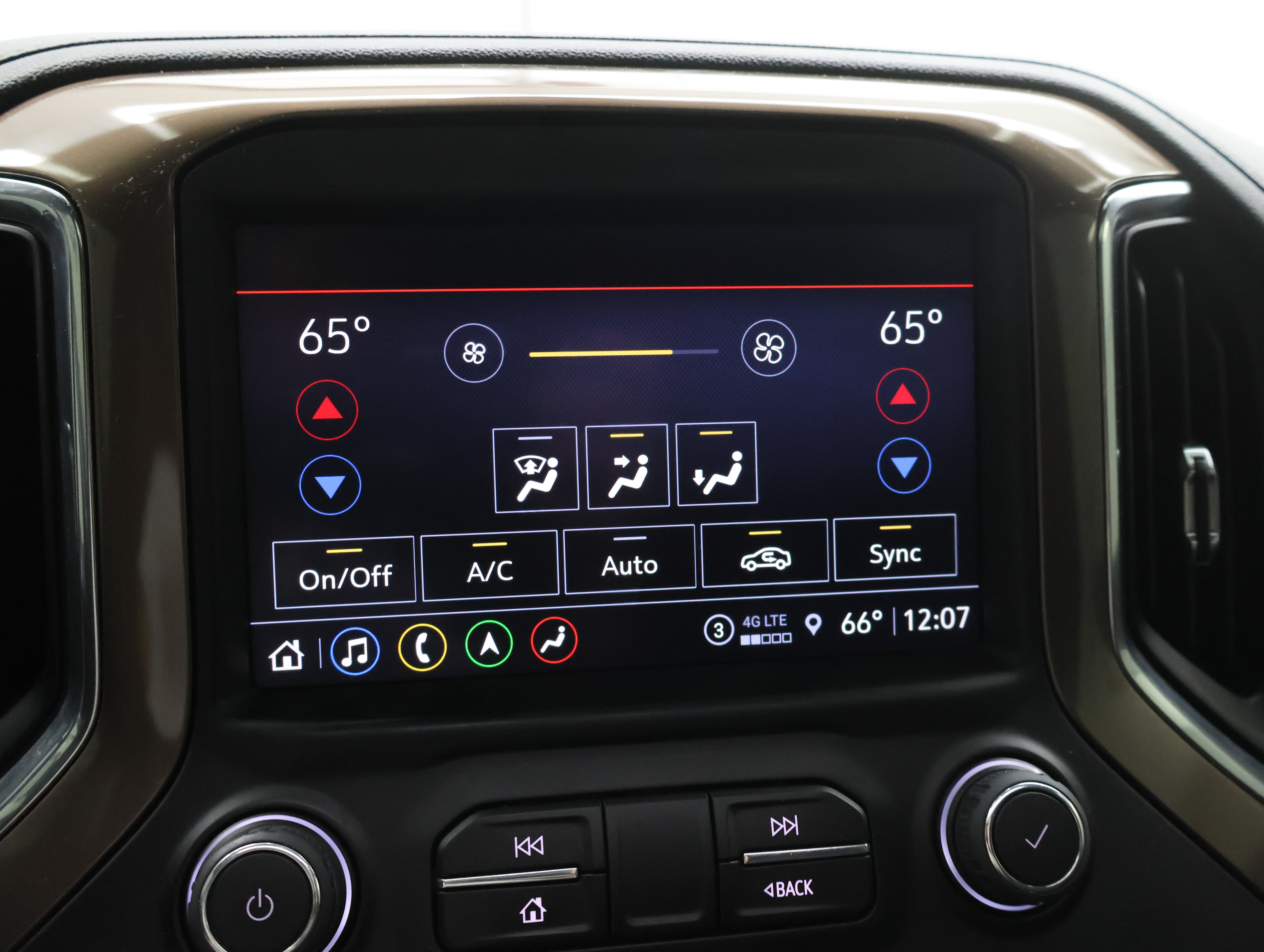 Used 2022 Chevrolet Silverado 2500 High Country w/ Safety Package II AWD/4WD image 64
