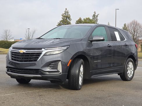 Used 2023 Chevrolet Equinox LT image 11