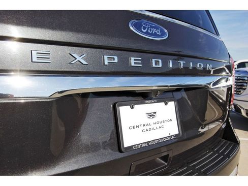 Used 2023 Ford Expedition Max Limited image 30