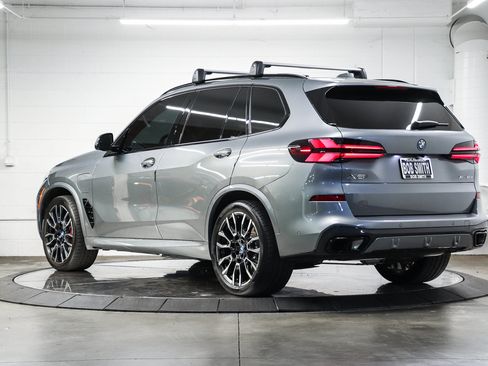 Used 2025 BMW X5 xDrive50e w/ Executive Package AWD/4WD image 4