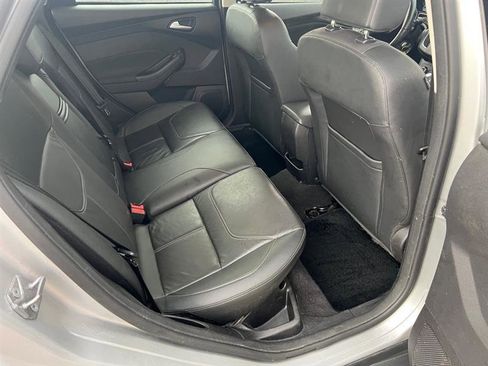 Used 2015 Ford Focus SE w/ Equipment Group 201A image 38