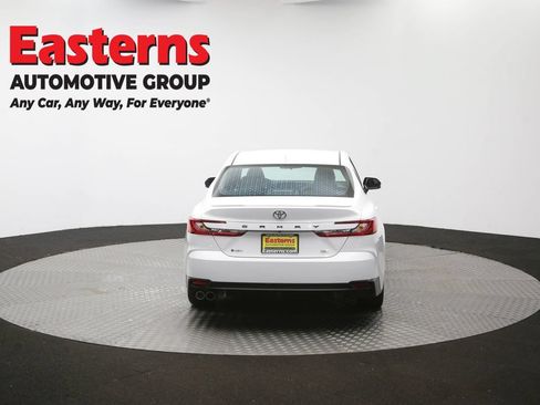 Used 2025 Toyota Camry SE FWD image 36
