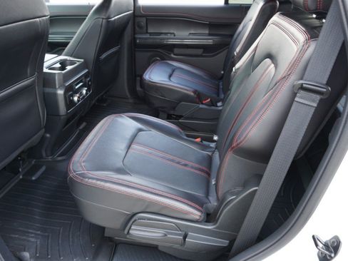 Used 2021 Ford Expedition Limited RWD image 32