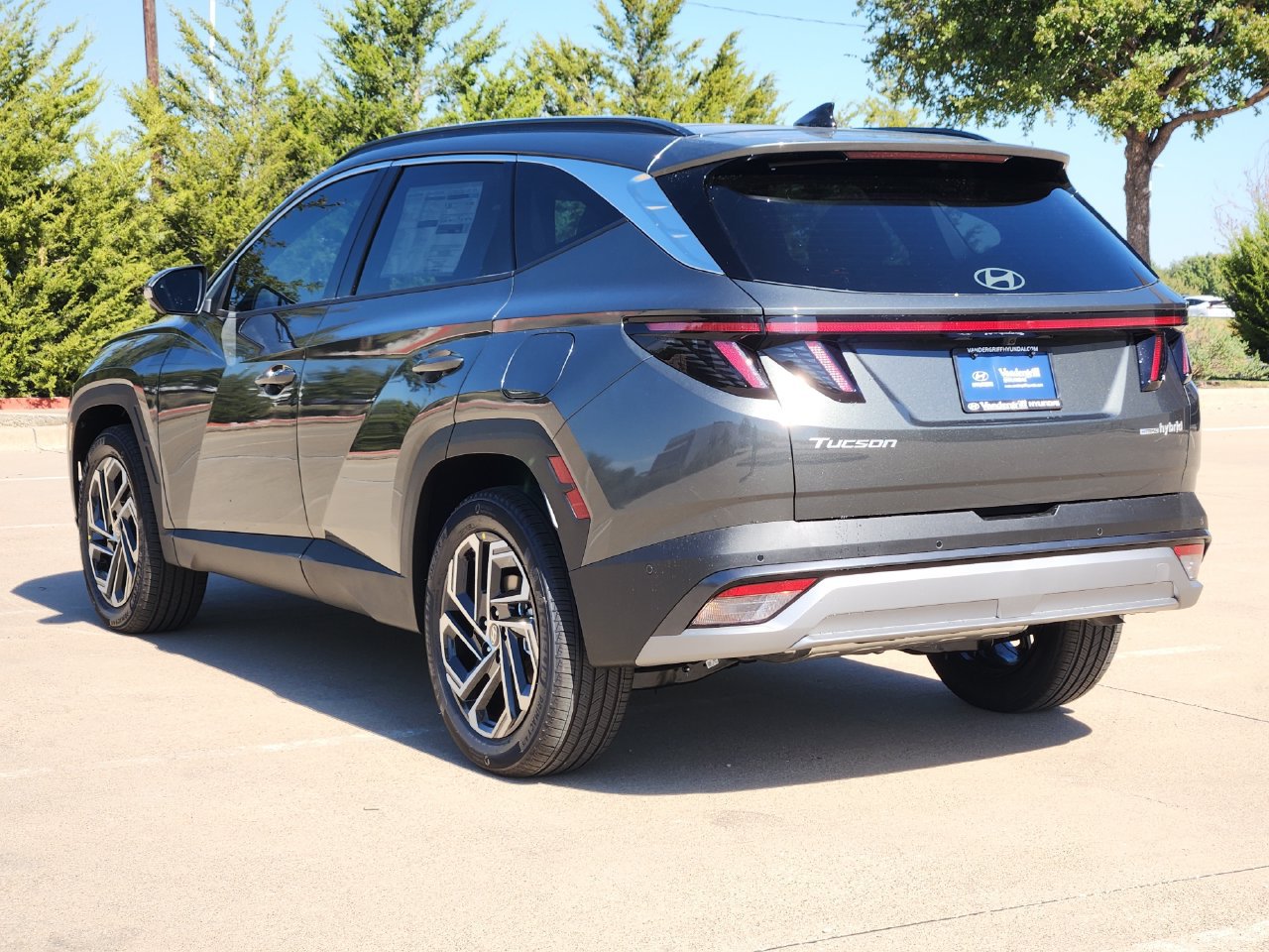New 2026 Hyundai Tucson Limited AWD/4WD image 3