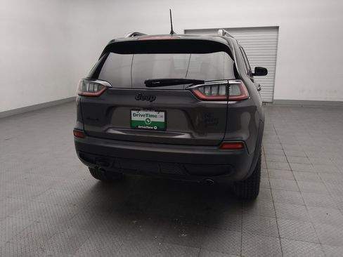 Used 2022 Jeep Cherokee Latitude AWD/4WD image 7