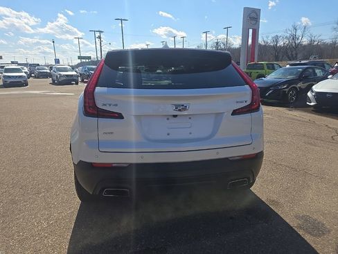 Used 2022 Cadillac XT4 Luxury image 6