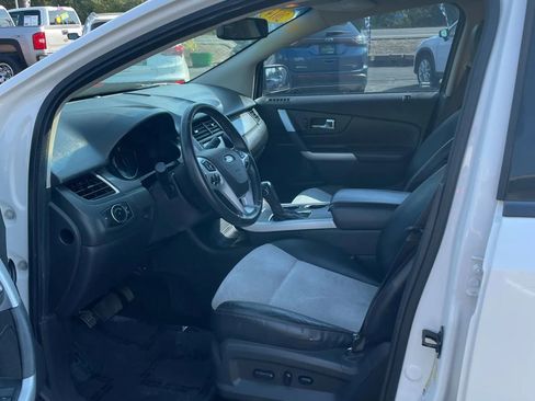 Used 2014 Ford Edge SEL w/ Equipment Group 205A AWD/4WD image 12
