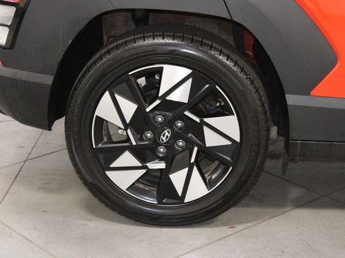 Used 2024 Hyundai Kona SEL image 13