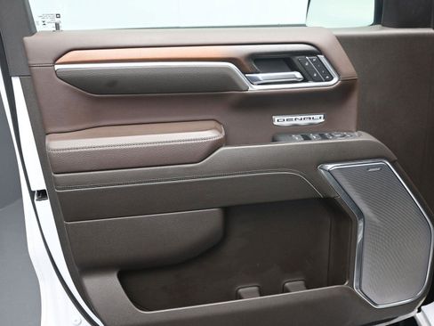 Used 2024 GMC Sierra 1500 Denali w/ Technology Package image 24