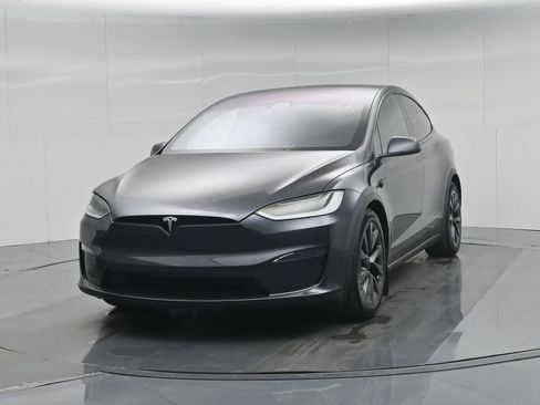 Used 2024 Tesla Model X image 51