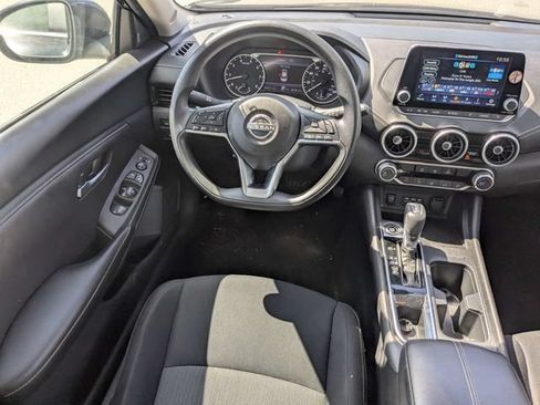 Used 2024 Nissan Sentra SV FWD image 15
