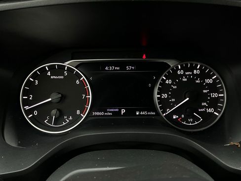 Used 2025 Nissan Rogue SV image 37