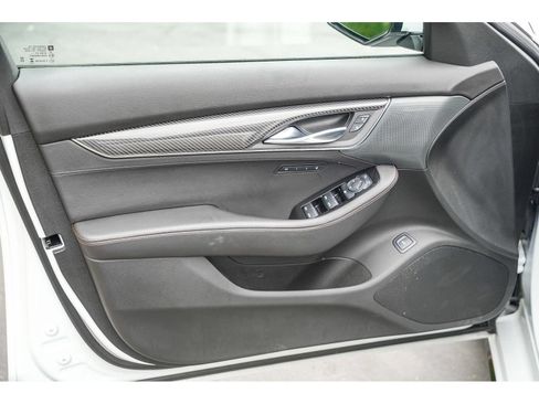 Used 2025 Cadillac CT5 Sport RWD image 19
