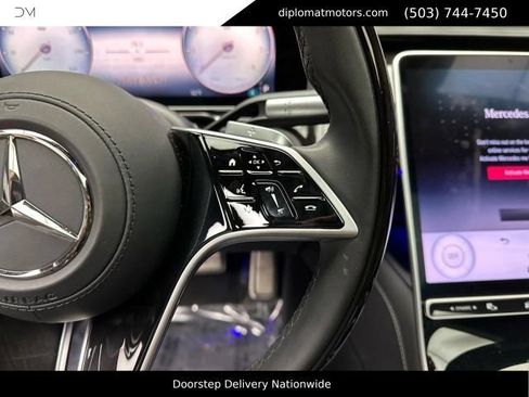 Used 2024 Mercedes-Benz Maybach S 580 4MATIC image 32