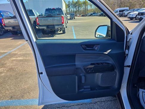 Certified 2023 Ford Maverick XL w/ Equipment Group 100A Standard image 5