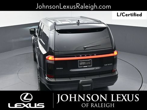 Used 2025 Lexus GX 550 w/ Cold Area Package AWD/4WD image 28