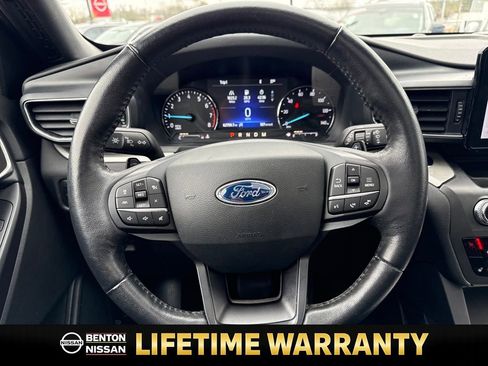 Used 2020 Ford Explorer XLT w/ Equipment Group 202A image 16