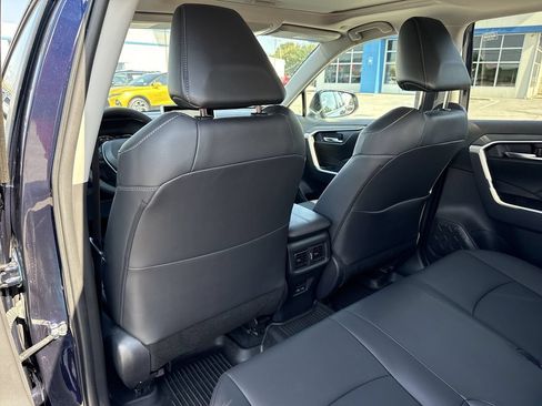 Used 2025 Toyota RAV4 XLE Premium FWD image 20