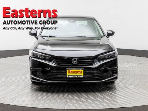 Used 2022 Honda Civic LX image 2