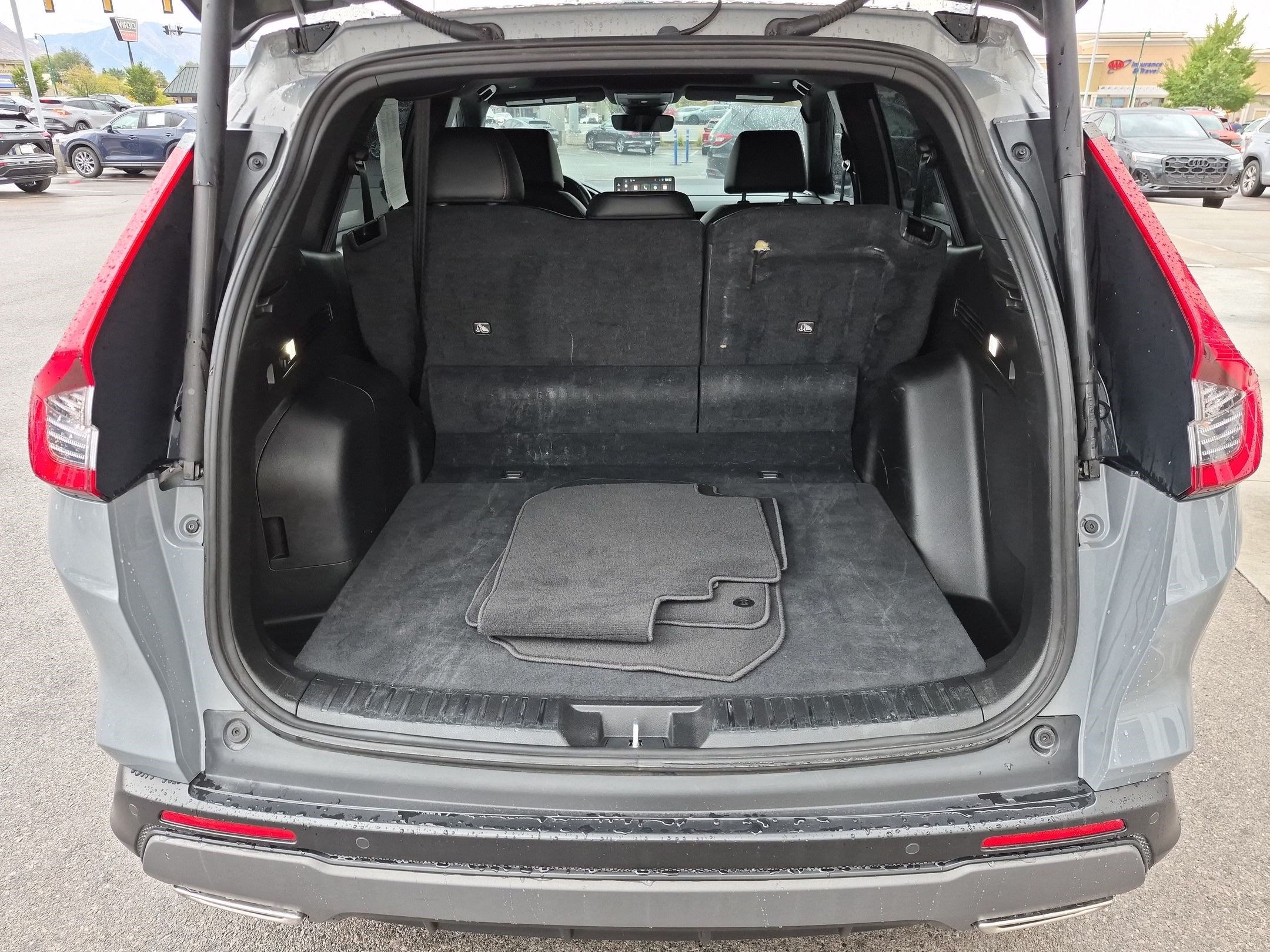 Used 2026 Honda CR-V Sport Touring image 32