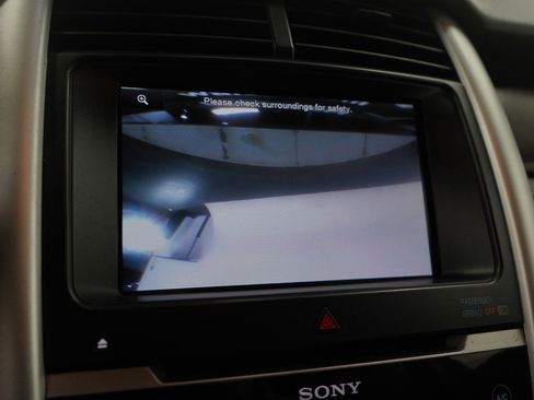 Used 2013 Ford Edge Limited image 21