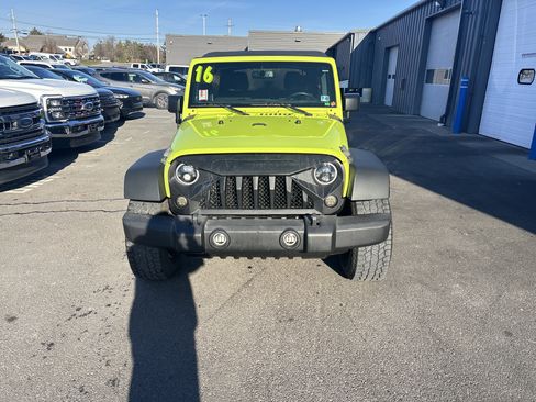 Used 2016 Jeep Wrangler Unlimited Sport w/ Quick Order Package 24S image 9