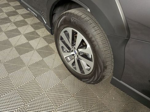 Used 2025 Subaru Outback Premium image 14