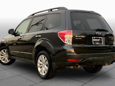 Used 2011 Subaru Forester 2.5X Premium w/ All-Weather Pkg AWD/4WD image 9