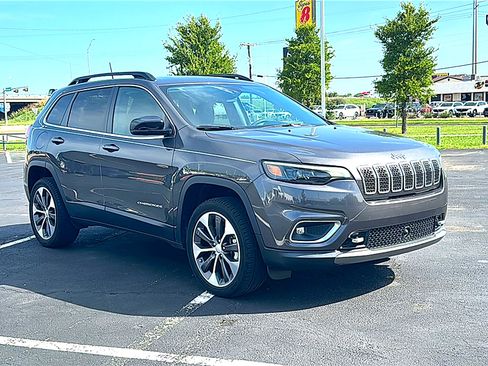Used 2022 Jeep Cherokee Limited w/ Elite Package image 10