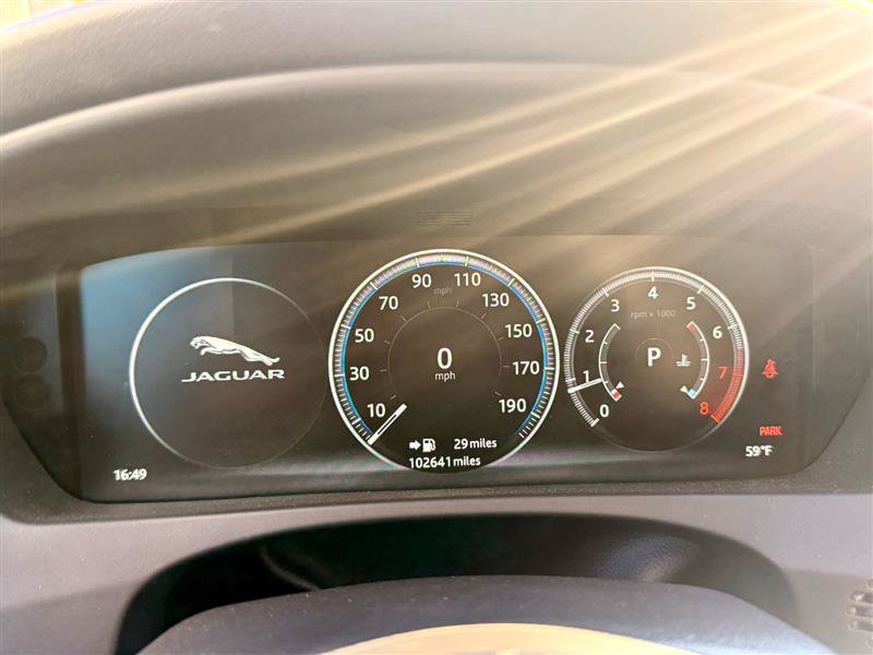 Used 2018 Jaguar F-PACE Prestige AWD/4WD image 15