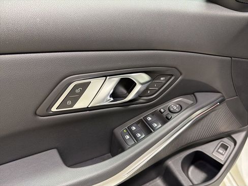 Used 2023 BMW 330i Sedan w/ M Sport Package image 14