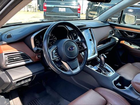 Used 2020 Subaru Outback Touring AWD/4WD image 18