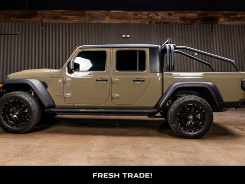 Used 2020 Jeep Gladiator Mojave w/ LED Lighting Group image 5