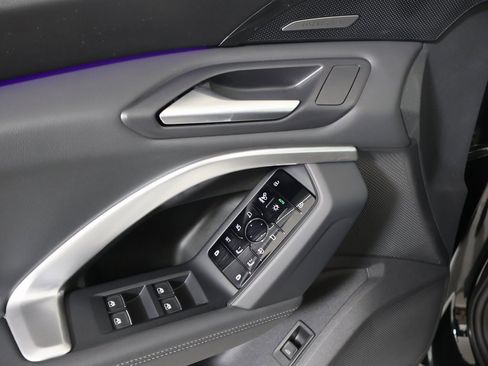 Used 2025 Audi Q5 Premium Plus w/ Premium Plus image 21