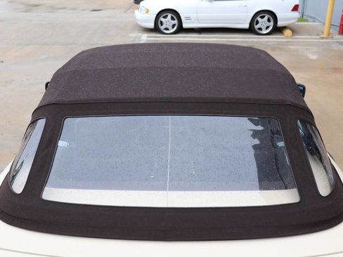 Used 1987 Mercedes-Benz 560 SL image 15