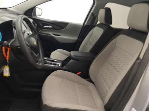 Used 2022 Chevrolet Equinox LT AWD/4WD image 17