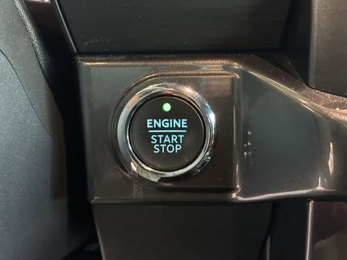 Used 2022 Ford F150 XLT w/ Equipment Group 302A High AWD/4WD image 27