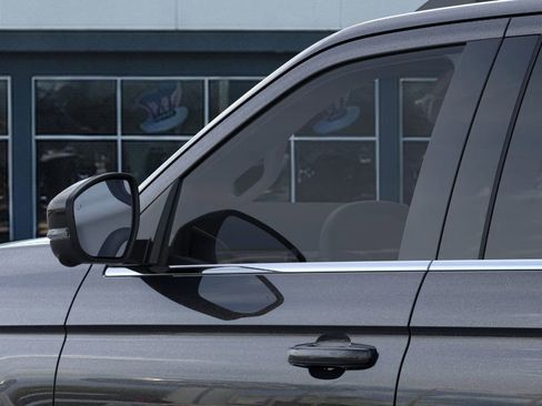 New 2026 Ford Expedition Active image 20