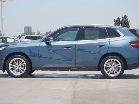 Used 2025 BMW X3 xDrive30i w/ Convenience Package image 4