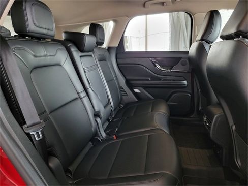 Certified 2024 Lincoln Corsair AWD w/ Equipment Group 101A image 23