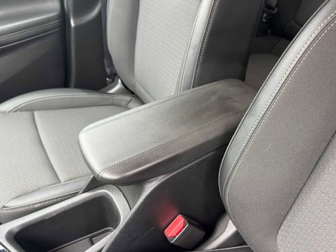 Used 2023 Buick Encore GX Preferred w/ Cold Weather Comfort Package FWD image 10