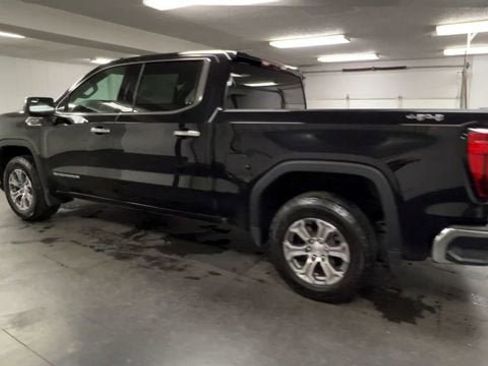 Certified 2025 GMC Sierra 1500 SLT AWD/4WD image 6