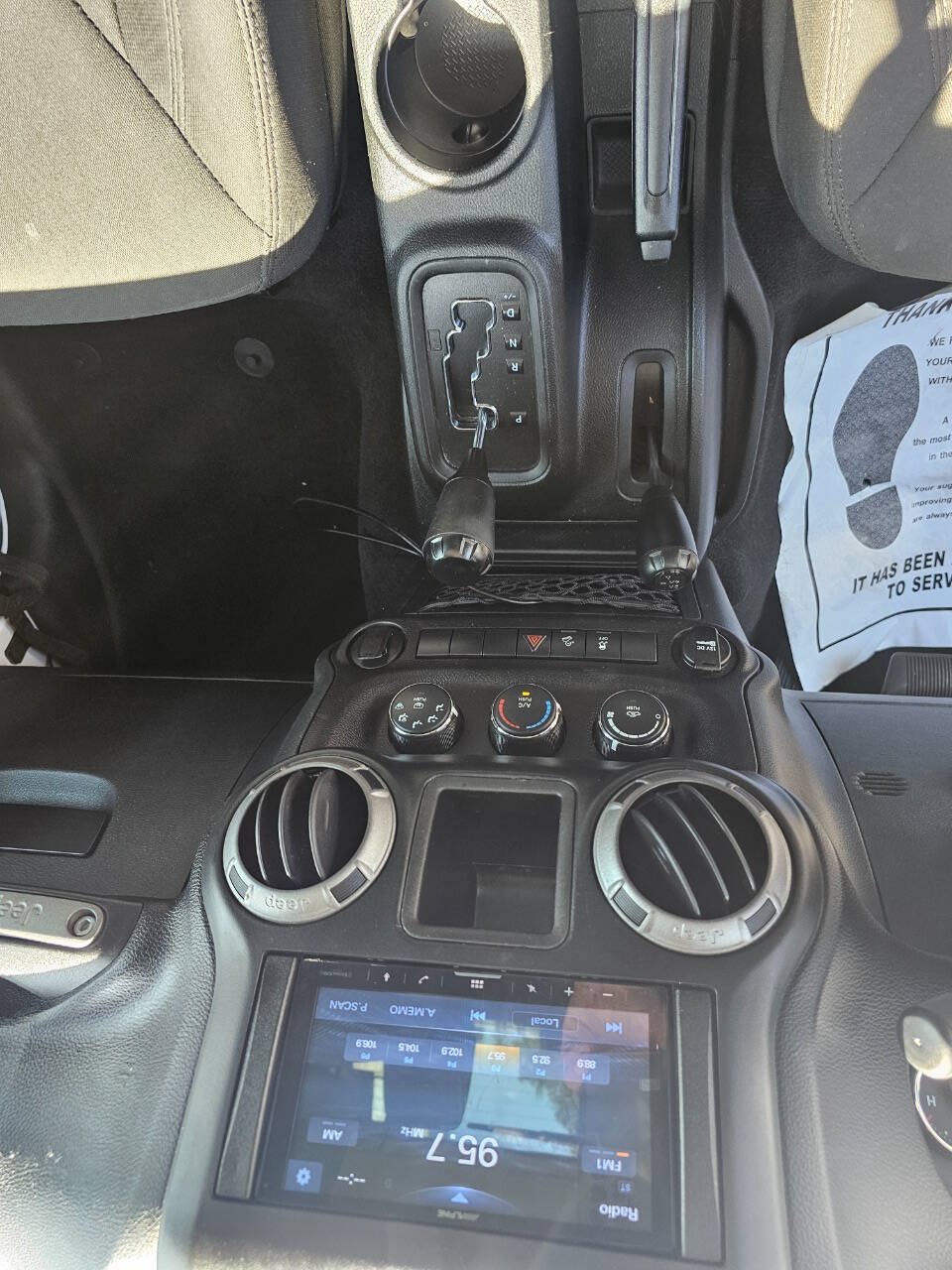 Used 2017 Jeep Wrangler Sport AWD/4WD image 12