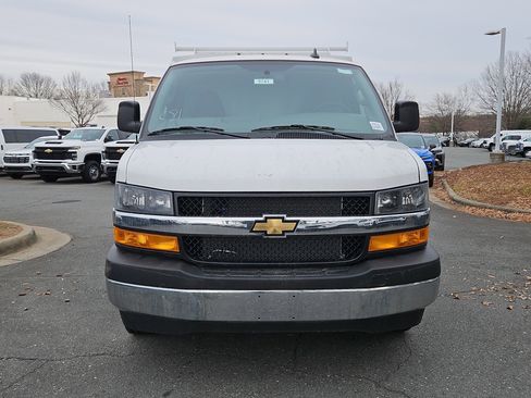 New 2025 Chevrolet Express 3500 w/ Power Convenience Package image 7