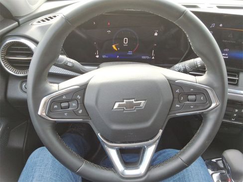 Certified 2025 Chevrolet Trax ACTIV w/ Driver Confidence Package image 20