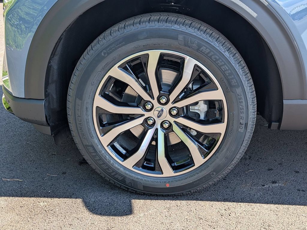 New 2026 Ford Explorer ST-Line AWD/4WD image 25