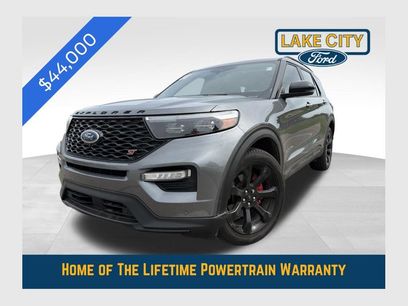 Used 2024 Ford Explorer ST w/ Technology Package