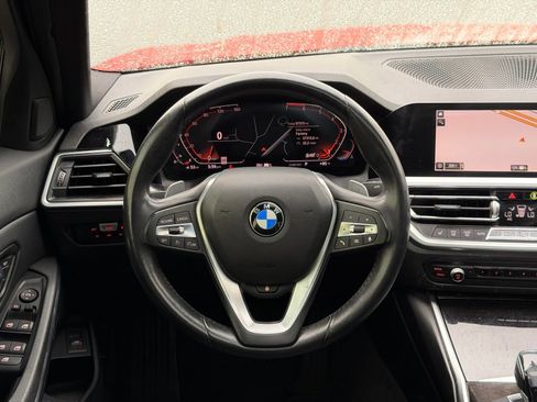 Used 2019 BMW 330i xDrive Sedan w/ Convenience Package AWD/4WD image 36
