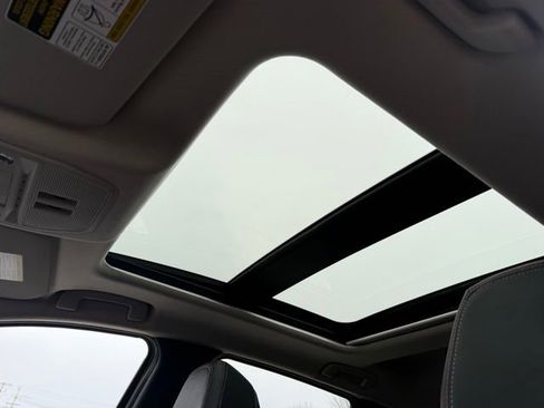 Certified 2025 Nissan Kicks SR w/ SR Premium Package image 20