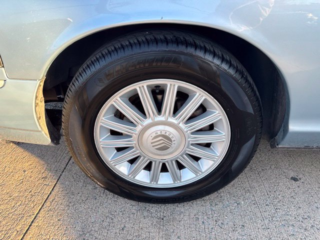Used 2009 Mercury Grand Marquis LS RWD image 26